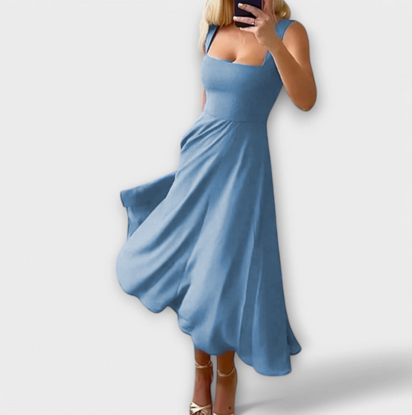 Elegante vestito senza maniche