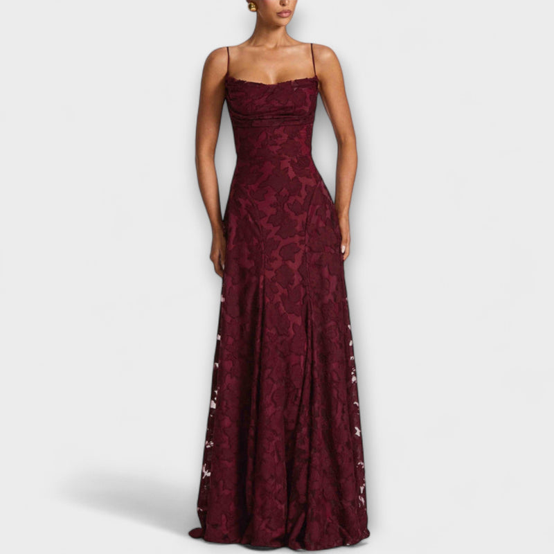 Kairi - Elegante vestito maxi in pizzo floreale bianco con spalline sottili