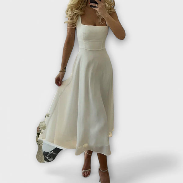 Elegante vestito senza maniche