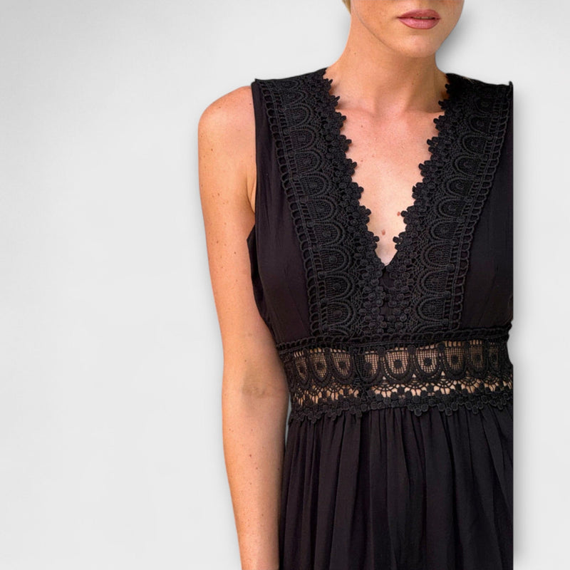 Aurélie - Elegante vestito in pizzo con scollatura a V