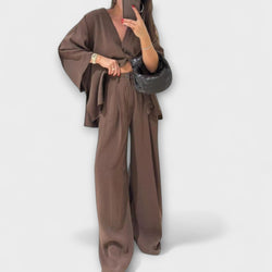 Jacqueline - Completo Casual con Top a Scollatura a V e Pantaloni