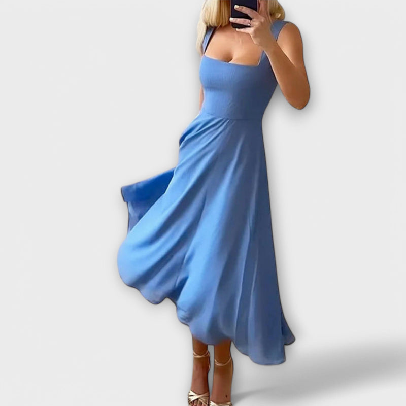 Elegante vestito senza maniche