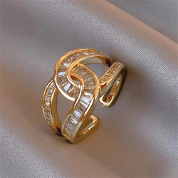 Anello elegante a nodo