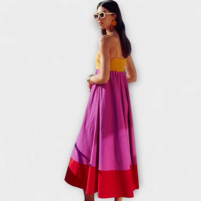 Vestito con spalline sottili in colore a blocchi