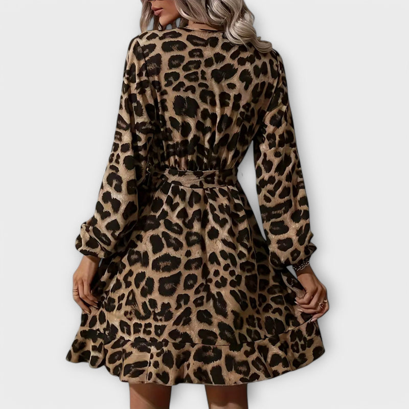 Abito elegante con stampa leopardata, scollo a V e cintura