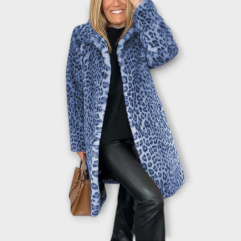 Amara - Il cappotto leopardato