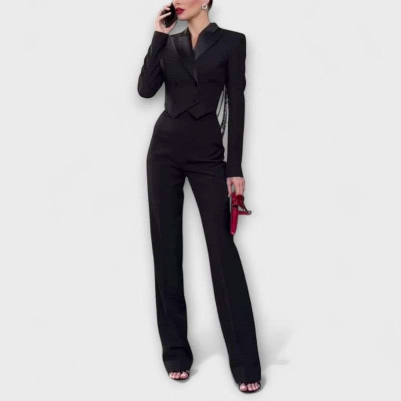 Noa - Completo Corto di Blazer con Schiena Scoperta e Perle Nere