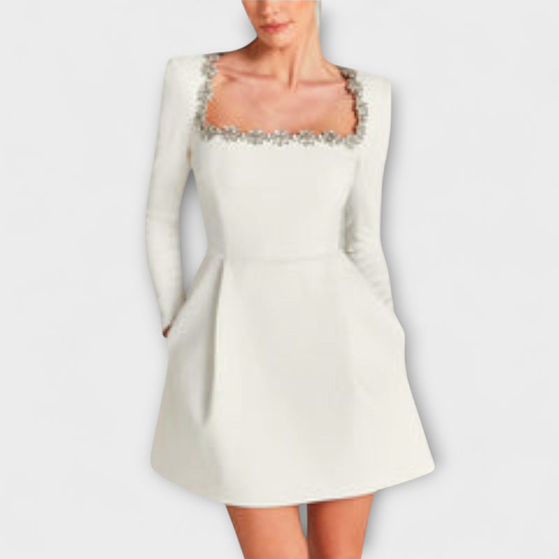 Wren - Vestito mini in velluto con decorazioni di gioielli