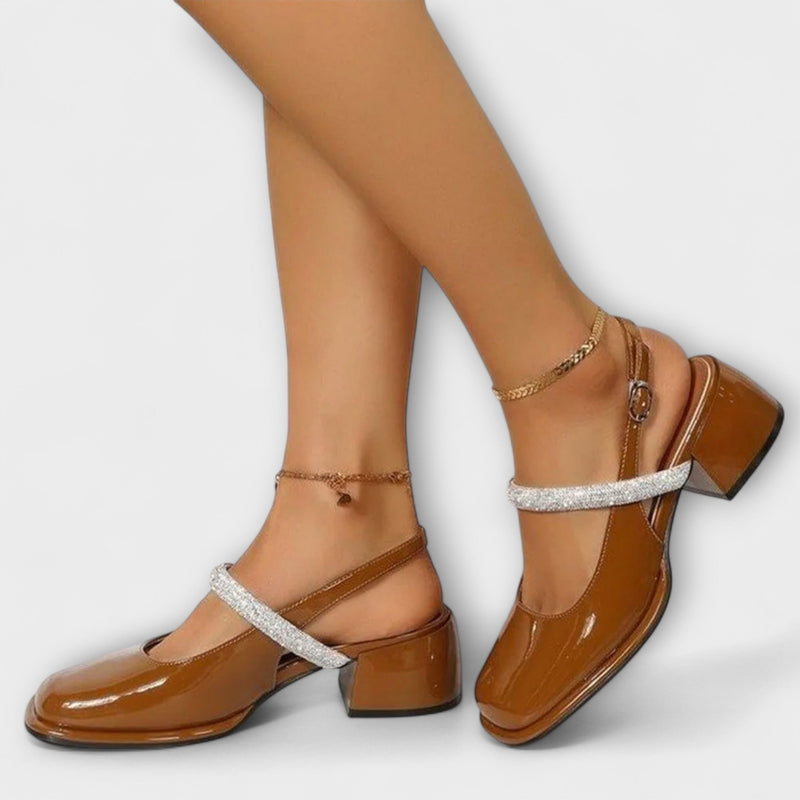 Celandra - Mary Janes con fasce lucide e tacco a blocco