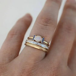 Anello Vintage in Opale Dorato