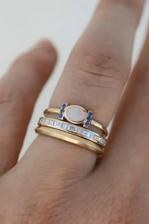 Anello Vintage in Opale Dorato