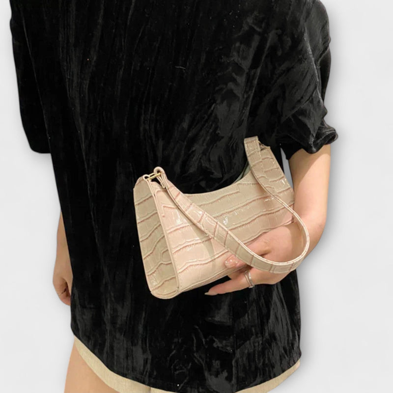 Lora. - Borsa in pelle lucida