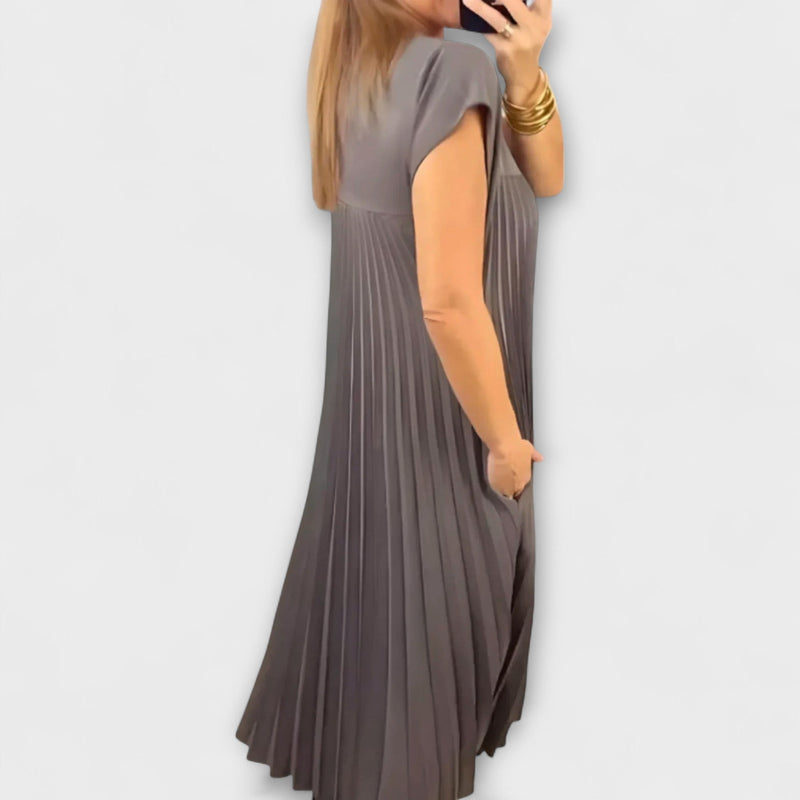 Zairelle – Elegante vestito plissettato