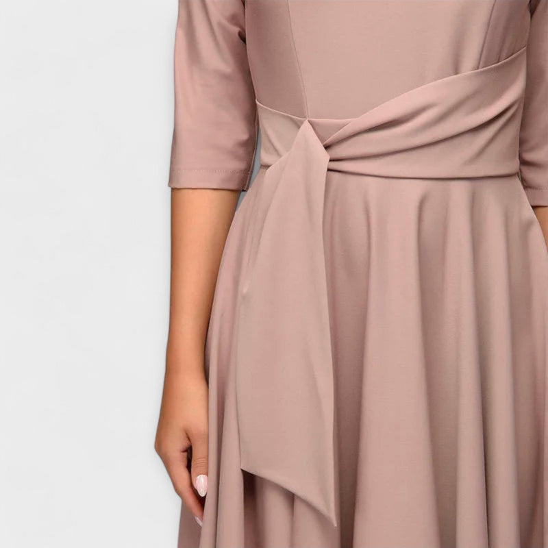Elegante vestito tipo swing