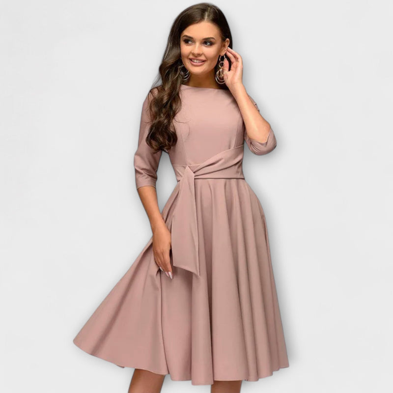 Elegante vestito tipo swing
