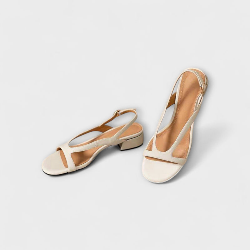 Evelyn - Eleganti Sandali Piani Minna con Finitura Raffinata