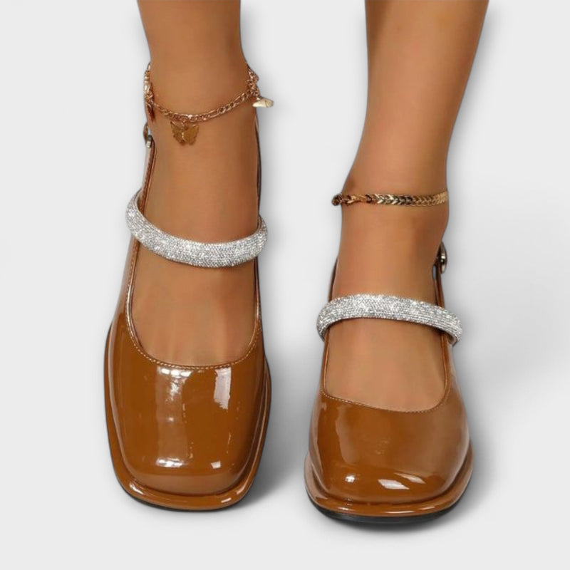Celandra - Mary Janes con fasce lucide e tacco a blocco