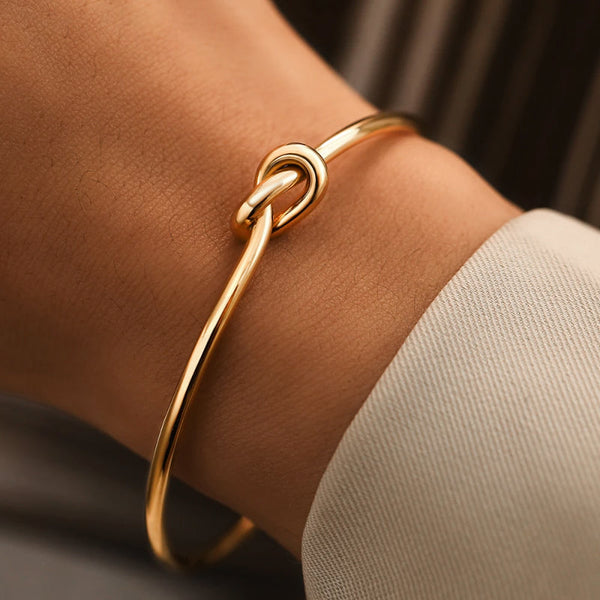 Bracciale regolabile con nodo vintage
