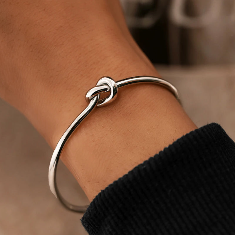 Bracciale regolabile con nodo vintage