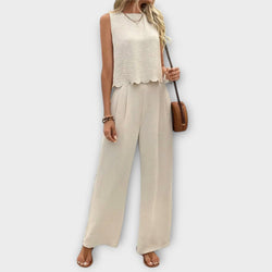 Valeria - Gilet con bordo di petali e pantaloni lunghi