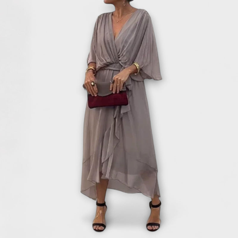 Amoura - Abito in georgette con scollo a V