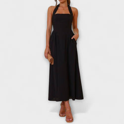 Lydia - Vestito Halter Nero di Lunghezza Media con Dettaglio in Vita
