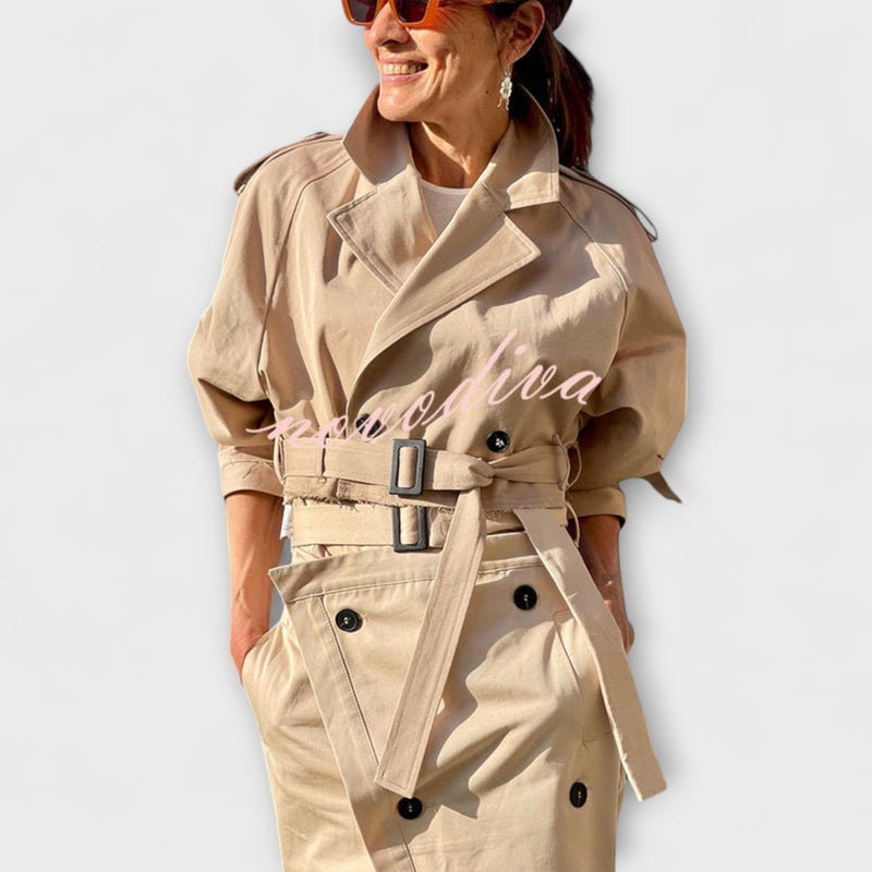 Lyra - Elegante giacca midi con gonna e tasche